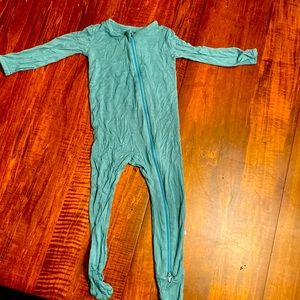 EUC 18-24 month kyte baby sleeper